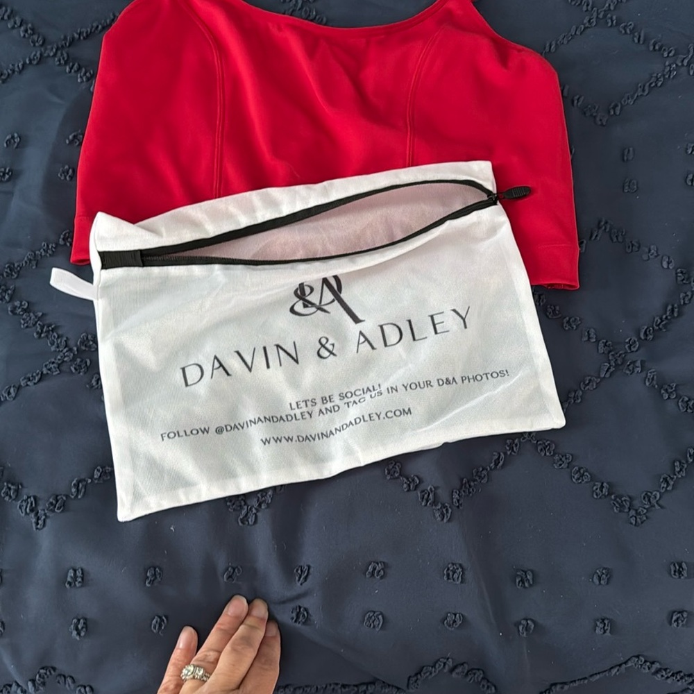 Davin & Adley [LACE BACK] Amelia Pumping & Nursing Crop Cami